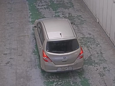NISSAN TIIDA