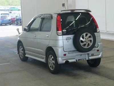 DAIHATSU TERIOS KID