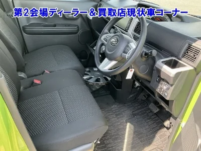 DAIHATSU WAKE