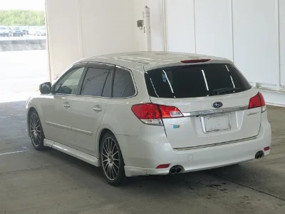 SUBARU LEGACY
