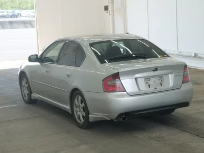 SUBARU LEGACY B4