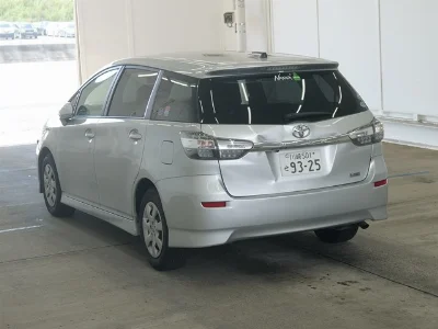 TOYOTA WISH