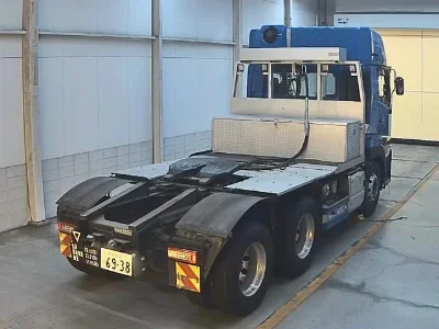 NISSAN UD