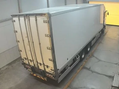 MITSUBISHI FUSO