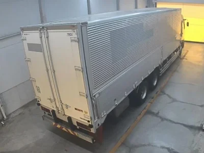 MITSUBISHI FUSO