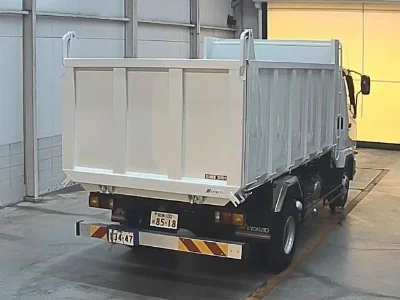 MITSUBISHI FUSO FIGHTER