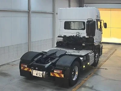 NISSAN UD