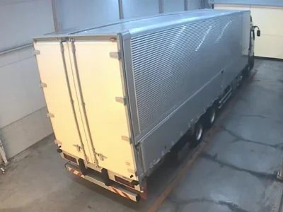 MITSUBISHI FUSO