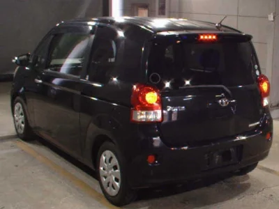 TOYOTA PORTE