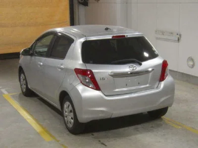 TOYOTA VITZ