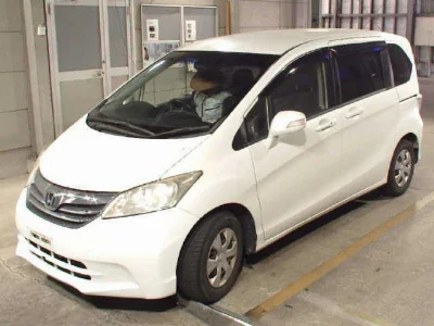 HONDA FREED