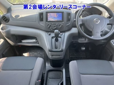 NISSAN NV200