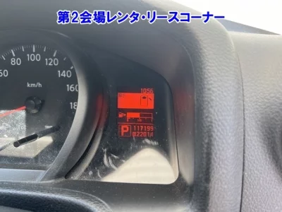 NISSAN NV200