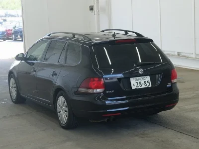 VOLKSWAGEN GOLF VARIANT