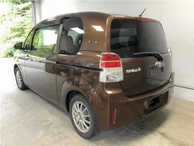 TOYOTA SPADE