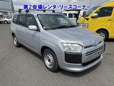 TOYOTA SUCCEED