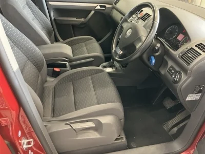 VOLKSWAGEN GOLF TOURAN