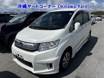 HONDA FREED SPIKE