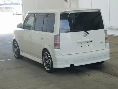 TOYOTA BB