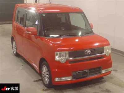 DAIHATSU MOVE CONTE