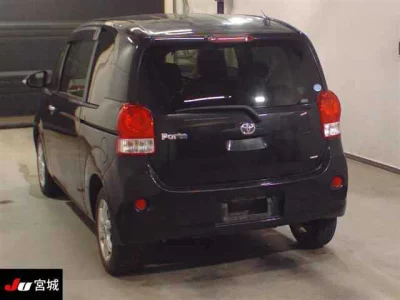 TOYOTA PORTE