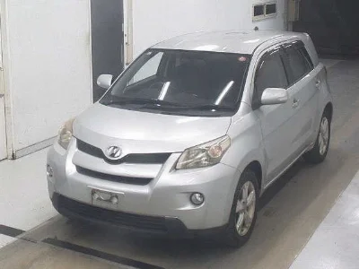 TOYOTA IST