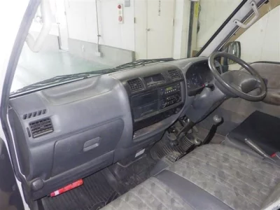 NISSAN VANETTE TRUCK