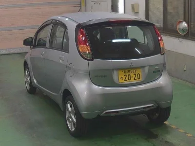 MITSUBISHI I