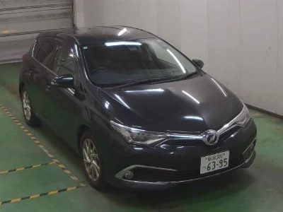 TOYOTA AURIS