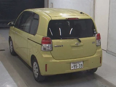 TOYOTA SPADE