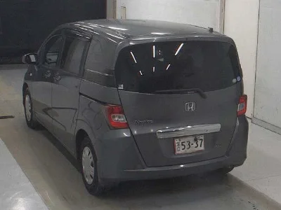 HONDA FREED SPIKE