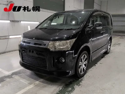 MITSUBISHI DELICA D5