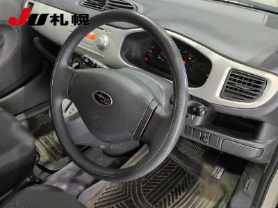 SUBARU R2