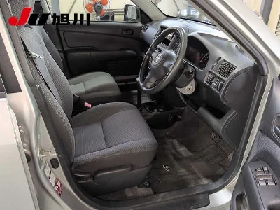TOYOTA SUCCEED
