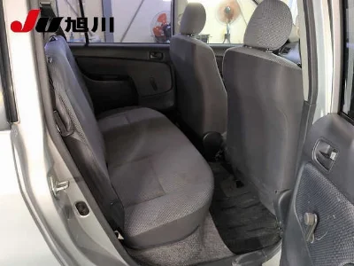 TOYOTA SUCCEED