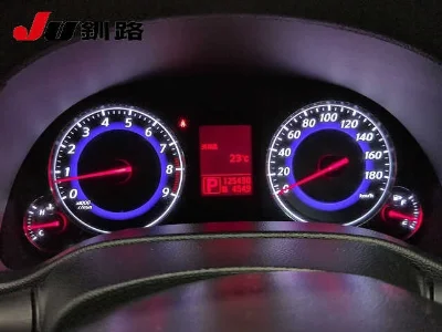 NISSAN SKYLINE