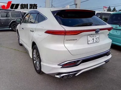 TOYOTA HARRIER