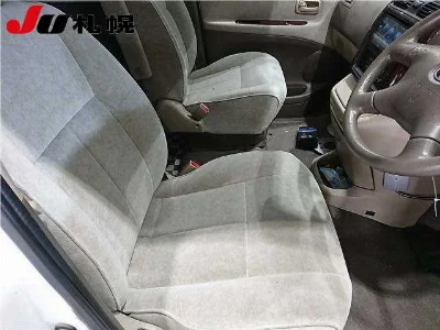 TOYOTA GRANVIA