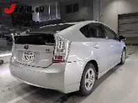 Цена авто Toyota Prius с аукционов Японии, номер кузова ZVW30, пробег 223 000, оценка 6