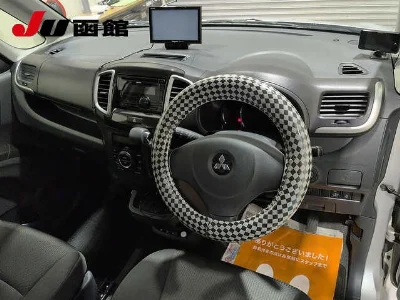 MITSUBISHI DELICA D2