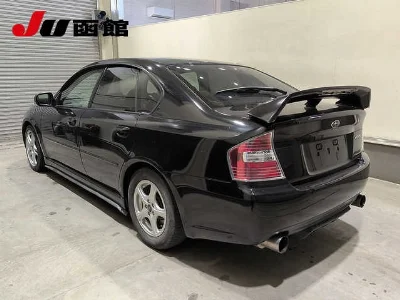SUBARU LEGACY B4