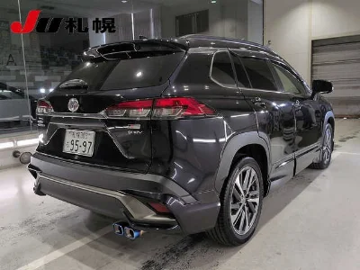 TOYOTA COROLLA CROSS
