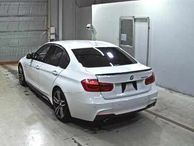 BMW 3 SERIES