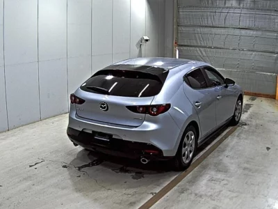 MAZDA MAZDA3 FASTBACK