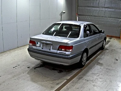 TOYOTA CARINA