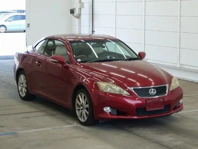 LEXUS IS