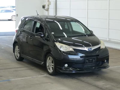 SUBARU TREZIA