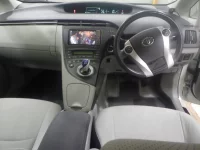 Цена авто Toyota Prius с аукционов Японии, номер кузова ZVW30, пробег 114 000, оценка 6