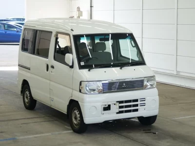 MITSUBISHI MINICAB