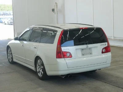 NISSAN STAGEA